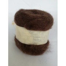 Gekaarde wol 25 gr bruin (2065)